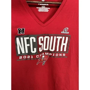Tampa Bay Buccaneers NFL 2021 NFC SOUTH CHAMPION Women’s Shirt Med M - Picture 1 of 7