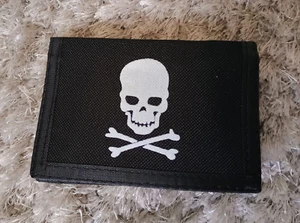 Wallet Skull and crossbones pirate Style Tri fold Boys Girls Rip Strip Style - Picture 1 of 3