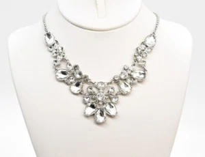18" Charming Charlie Silver-T Crystal Cluster V Shape Bib Chain Choker Necklace - Picture 1 of 4