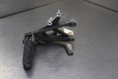 01-06 HONDA CBR600 F4I RIGHT REARSET REAR SET DRIVER FOOT PEG REST STOP Foto 1 de 4