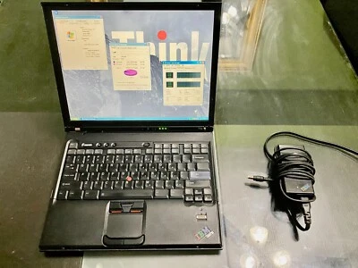 Vintage 14" IBM Thinkpad T43P Laptop with Windows XP, 2/100GB - Bild 1 von 4