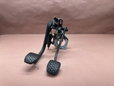 BMW E85 Z4 E46 M3 E83 X3 Brake Clutch Pedals Manual Transmission OEM 144K Miles - Image 1 of 4