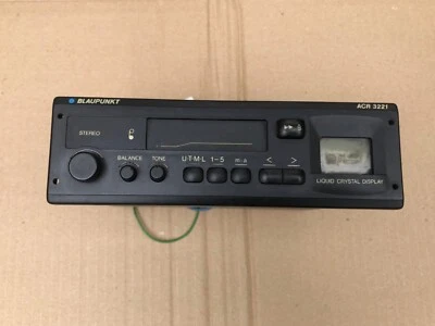 BLAUPUNKT BLUE POINT ACR-3221 CASSETTE RADIO Vintage Car Radio - Image 1 of 4