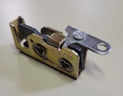 Eberhard Latch 1-240 2-Stage Mini Rotary Right Hand Zinc 1/4" Thread 750lbs