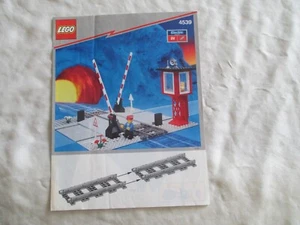 LEGO Eisenbahn World City System 4539 Bahnübergang nur die Bauanleitung - Bild 1 von 2