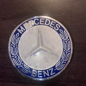 Wheel Cap-Original Equipment Center Cap JANTE WHEEL WCC85027U68OET Used - Picture 1 of 3