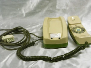 ANCIEN TELEPHONE A TOUCHE CIRCULAIRE VINTAGE 1970 DEPAEPE VERT POSTE H D 77 PTT - Zdjęcie 1 z 9