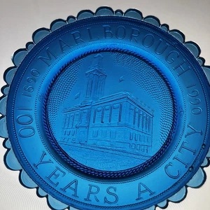 Plato de taza de vidrio de colección de colección Marlborough MA City Hall Massachusetts - Imagen 1 de 7