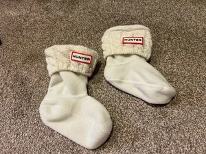 Hunter 263083 Girls White 6 Stitch Cable Boot Sock Size Small - Picture 1 of 3