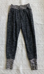 H&M Textured Jogger Sweatpants Womens XSmall Two Toned Beige Black Lounge Ladies - Picture 1 of 10