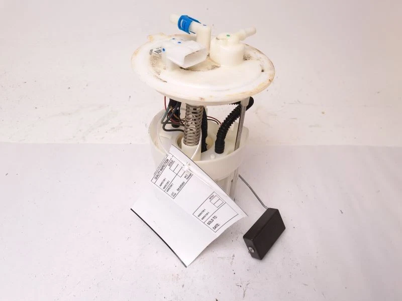 BOMBA DE COMBUSTIBLE PARA NISSAN ALTIMA 2007-2013 Foto 1 de 3