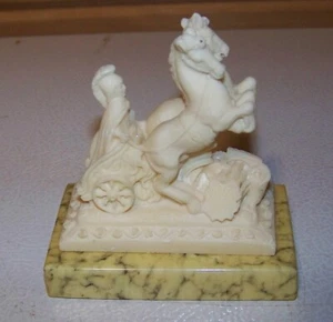 Vintage Mid Century ROME ROMA Chariot Vacation Travel Souvenir Marble Resin - Bild 1 von 8