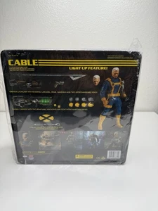 Figura Mezco One:12 Collective Cable X-Men PX Edición Exclusiva Marvel Comics - Imagen 1 de 5