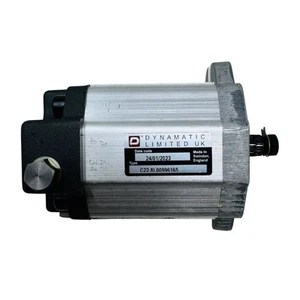 Dynamatic Limited UK C22.8L00996165 Hydraulic Pump - Picture 1 of 11