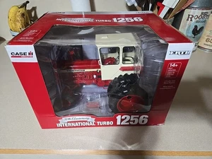 1/16 International Harvester Turbo 1256 Tractor With Cab, 50th Anniversary - Picture 1 of 6