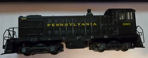 Atlas HO Pennsylvania Railway S-2 #5927 Diesel Locomotive - Picture 1 of 6