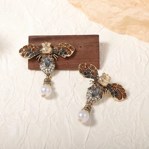 Luxury Vintage Style Elegant Crystal And Pearl Bee Drop Earrings - Picture 1 of 7