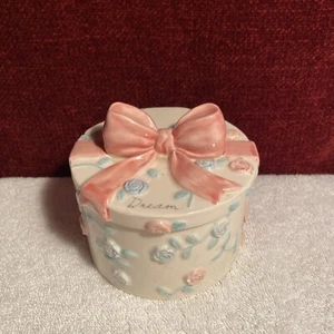 Hat Box Trinket Box Pink & Blue Flower W/ Pink Ribbon On Lid. Dream By Flavir - Picture 1 of 9