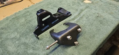 Ford F100 1975-80 F150 F250 351M 400 V8 bomba dirección asistida soportes OEM Foto 1 de 4