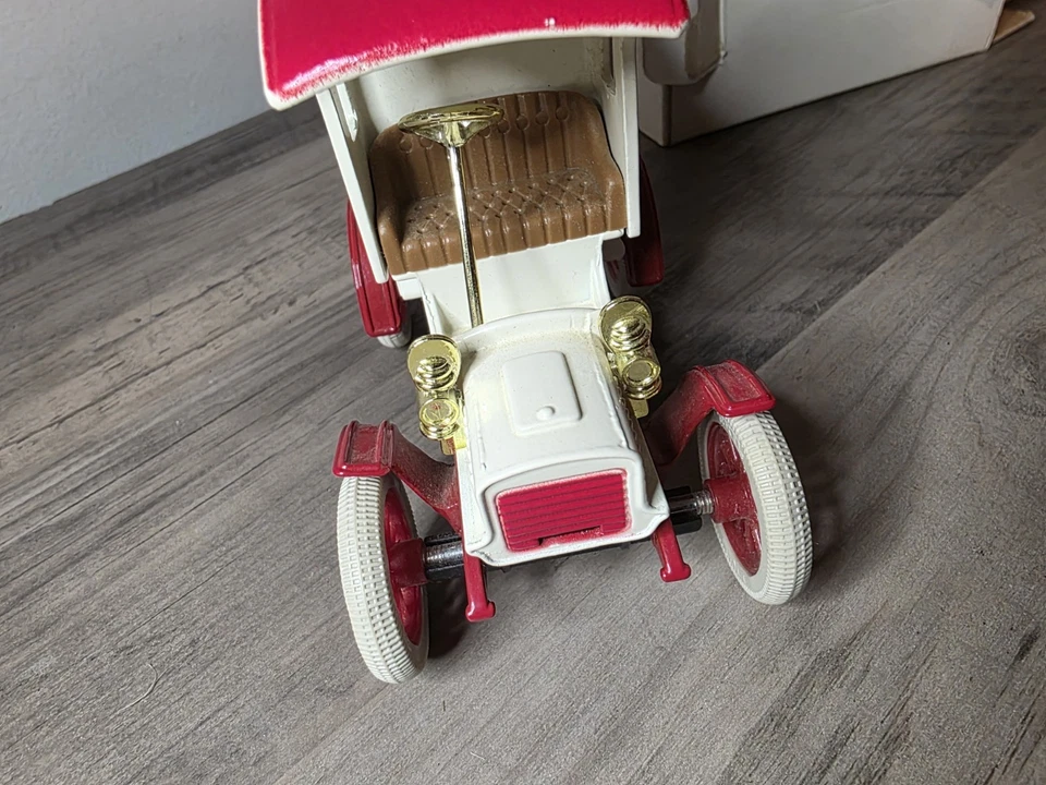 老式 ERTL 1905 福特送货汽车银行 AMOCO 油气压铸 1/25 美国制造 — 第 1/4 张图片