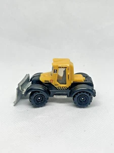 Matchbox Yellow Snow Tractor "Plowverizer" 2005 - Bild 1 von 6