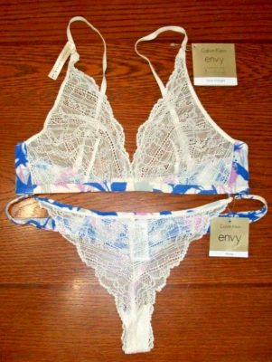 NUEVO CON ETIQUETAS CALVIN KLEIN TALLA L ENCAJE TRANSPARENTE PÚRPURA FLORAL TANGA PANTY Y TRIÁNGULO CONJUNTO DE SUJETADOR Foto 1 de 4