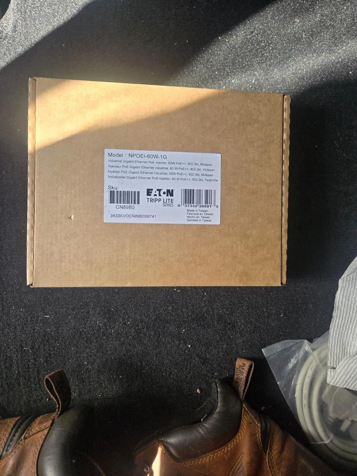 Tripp Lite NPOEI-60W-1G PoE Injector - Image 1 of 1