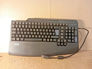 IBM SK-8806 Wired USB Keyboard 19K1760 Black With Palm Rest - Picture 1 of 10