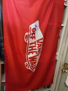 Vans Family Flag Banner Red White Logo 30" x 48" Metal Grommets - Imagen 1 de 5