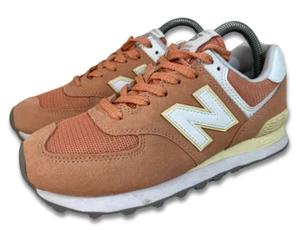 New Balance 574 Damen Sportschuh Sneaker Turnschuh Gr. 37,5 EU Orange Weiß - Bild 1 von 5