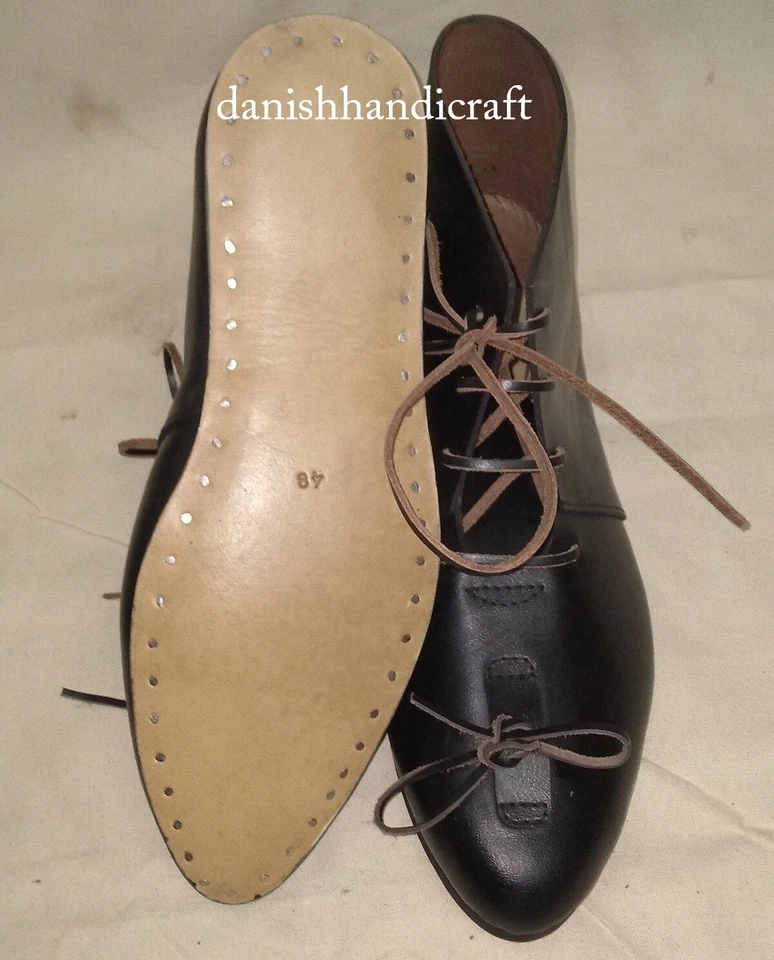 Medieval reenactment boots Handmade leather boots Fantasy cosplay boots - Image 1 of 4