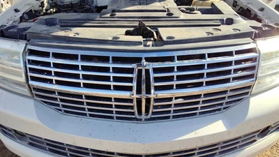 Conjunto de parrilla delantera Lincoln Navigator 2007-2014 OEM 7L7Z8200A Foto 1 de 4