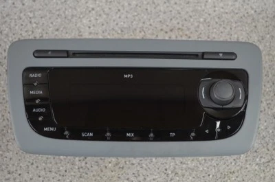 Seat Ibiza 6J 2014Bj CD Player MP3 Radio Autoradio 6J2035153H - Bild 1 von 4