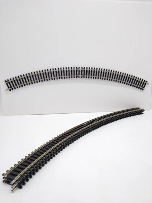 Hornby R609 3rd Radius Double Curve (4 Pieces) - New - Image 1 of 4