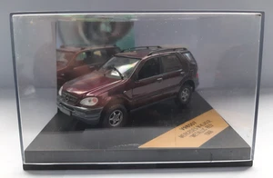 Vitesse 'Mercedes-Benz M-Klasse' Metallic Red 1998 V98007 1998 1/43 Scale Car - Picture 1 of 4
