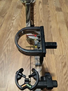 Parker SideKick XP Compound Bow Draw 18-28 Weight 30-40 String 51 Cable 32-3/4 - Picture 1 of 7