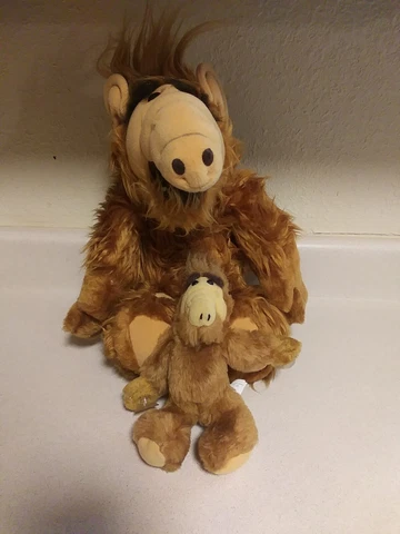 1986 Alien Productions 19" Plush Alf Toy + 1988 Suction Cup Alf Cover