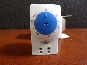 nVent Hoffman Temperature Control Switch Plastic Open ATEMNOF Device Gray (G) - Picture 1 of 6