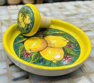 Sorrento Lemon Wine Bottle Saucer With Matching Cork Made/Painted by hand-Italy - Picture 1 of 4