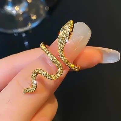 New Trend Gold Fashion Simple Style Snake Shape Women Rhinestone Ring Elegant - Image 1 of 4
