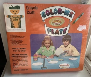 1977 Crayola Color Me Plate Craft 1977 Vintage NEW! Crayola Craft! - Picture 1 of 2