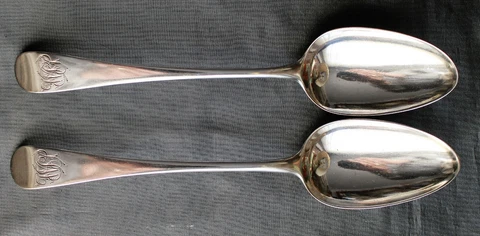 Pr. 18th c. Old English Sterling Soup/Serving Spoons (London,1792, Wm. Sumner I) Cover