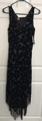 Maxi Vestido Para Mujer Muse Talla 10 Terciopelo Floral Negro Borlas Cuello en V Sin Mangas Foto 1 de 4