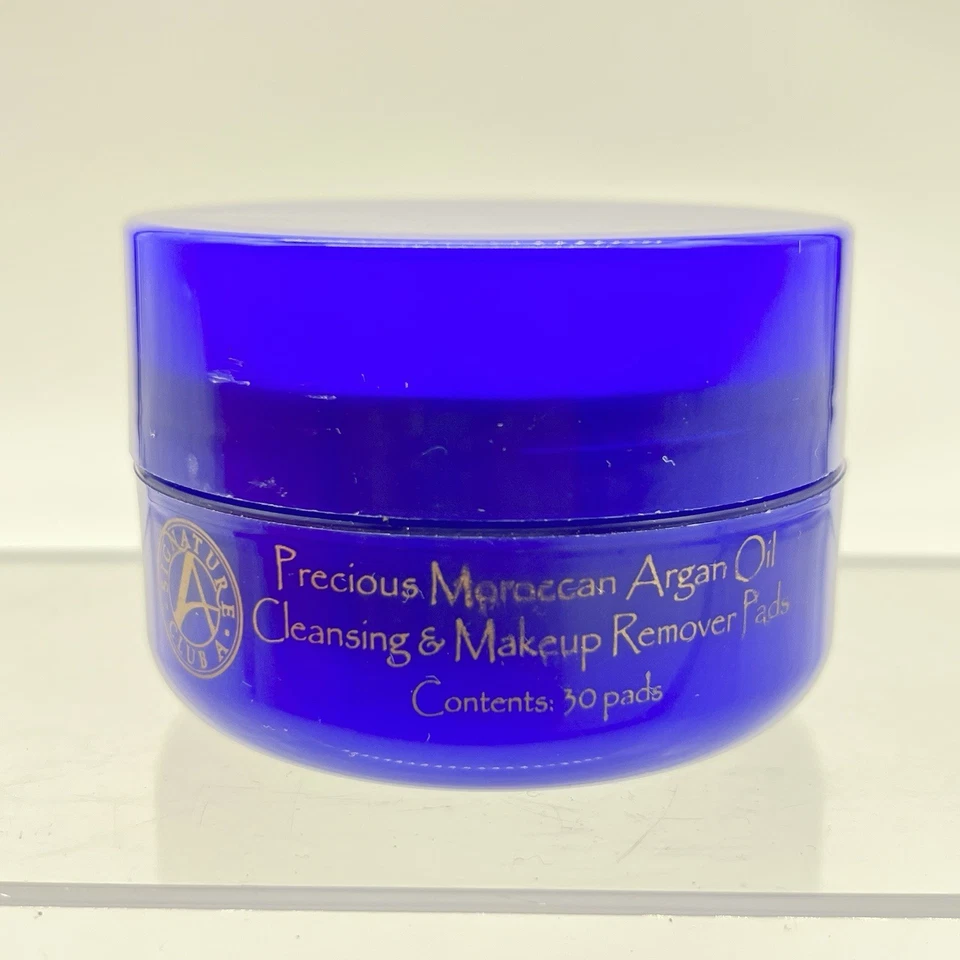 Signature Club A Precious Moroccan Argan Oil Cleansing & Makeup Remover Pads 30 - Image 1 of 2