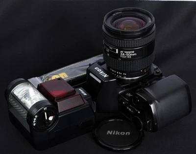 Nikon F-801 35mm Film SLR c/w MF21 DB, AF Nikkor 24-50/3.3-4.5 Lens & SB-20 Kit - Image 1 of 4