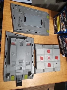 1983 GI Joe Headquarters Command Center Garage Floor w/Elevator Replacement Part - Picture 1 of 9