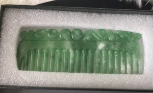 Pettine di giada intagliato a mano nuovo con scatola dalla Cina con confezione regalo - Foto 1 di 14