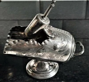 Beautiful Antique Silver Plated Sugar Helmet Shaped Sugar Scuttle with Scoop - Picture 1 of 4