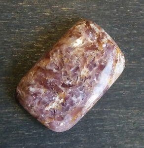 Lépidolite cabochon pierre fine 24x16x6mm lithothérapie chakra 