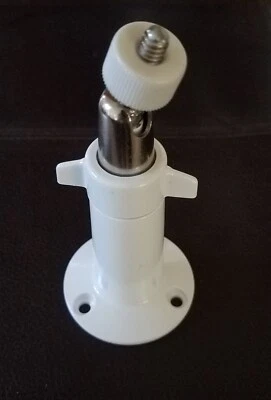 RECLAIM NETGEAR Indoor Outdoor Mount Arlo & Arlo Pro Compatible White No Camera - Image 1 of 3